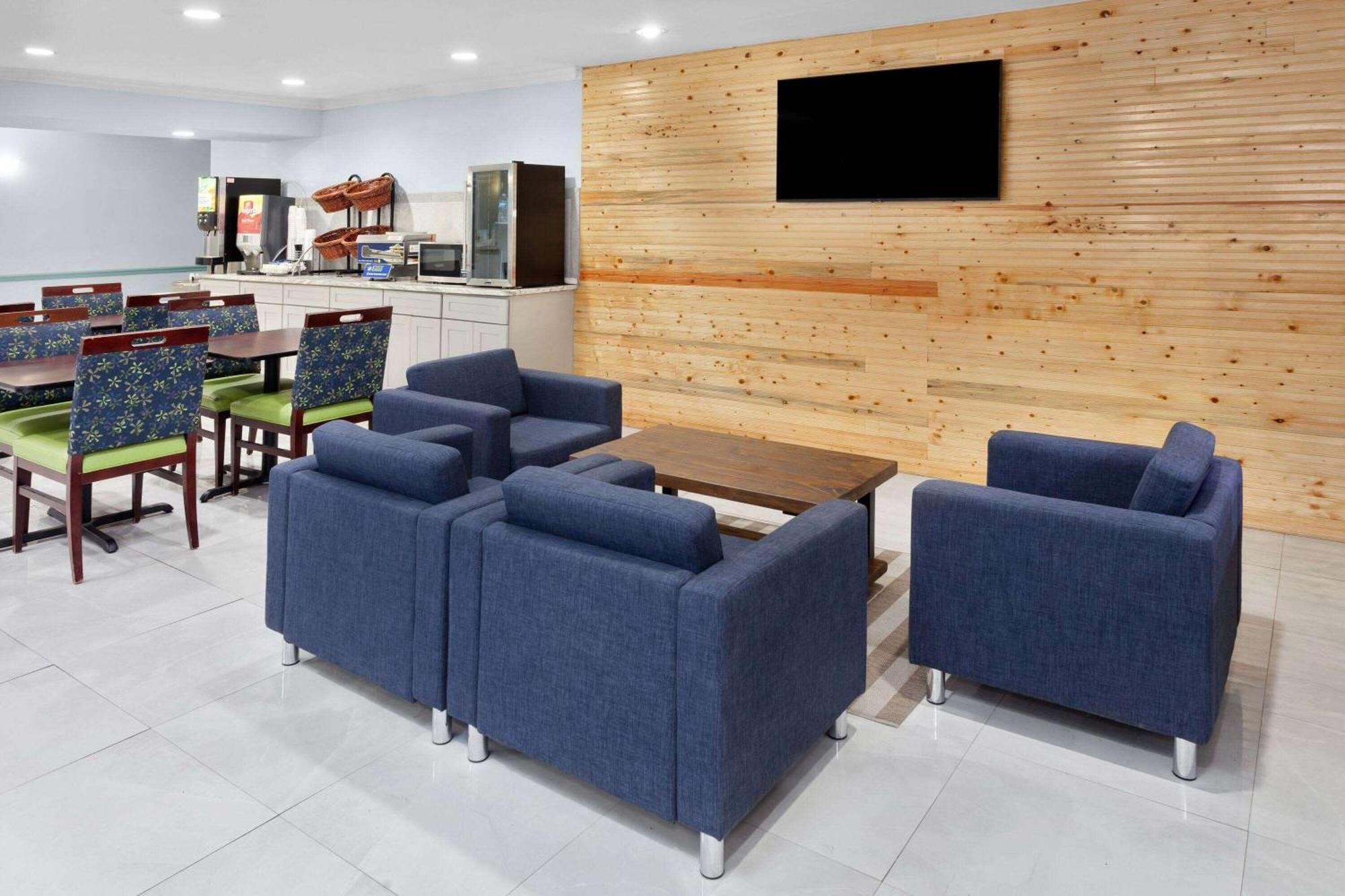 Days Inn & Suites By Wyndham Siler City Luaran gambar