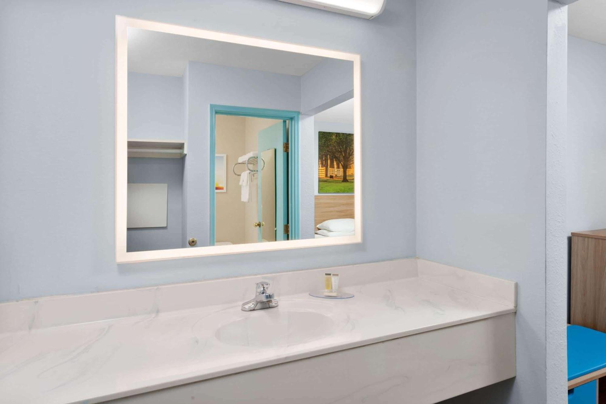 Days Inn & Suites By Wyndham Siler City Luaran gambar